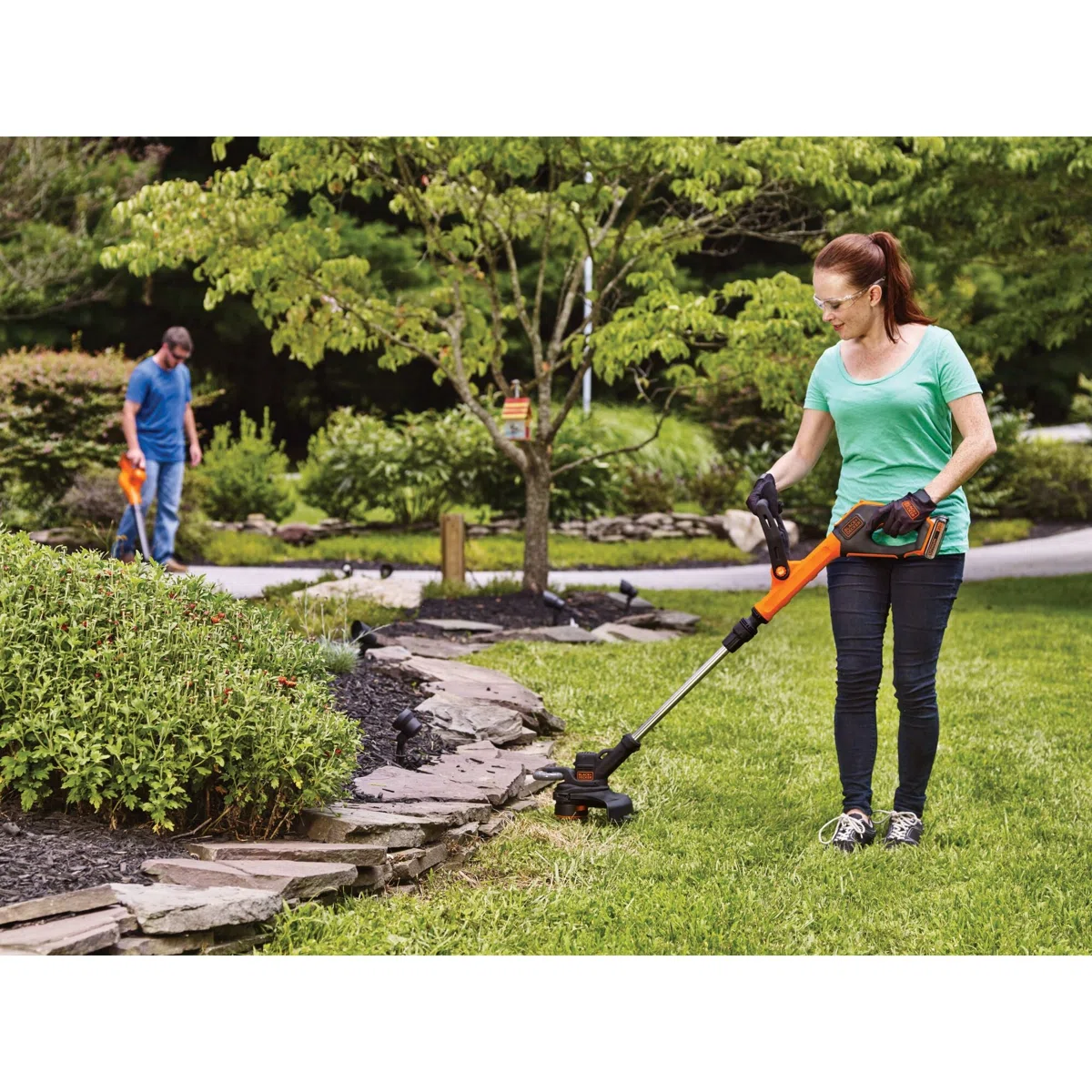 BLACK+DECKER 20V MAX POWERCONNECT Cordless 12 Inch 2-Speed String Trimmer and Edger, Battery and Charger Included view 2